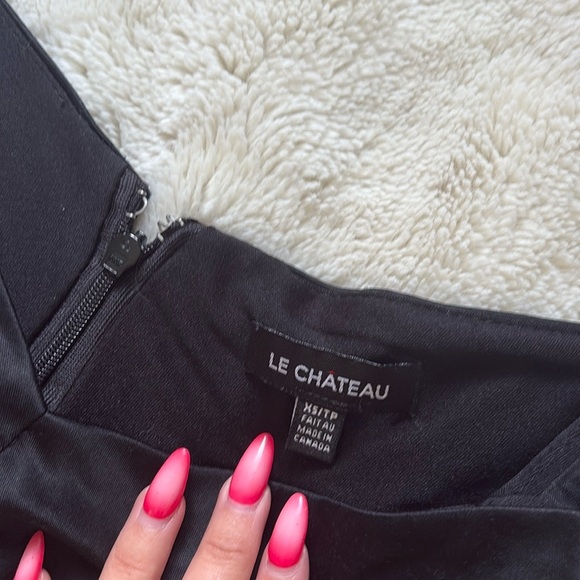 Le Chateau Black Dress size extra small, no waist tie - Picture 2 of 4